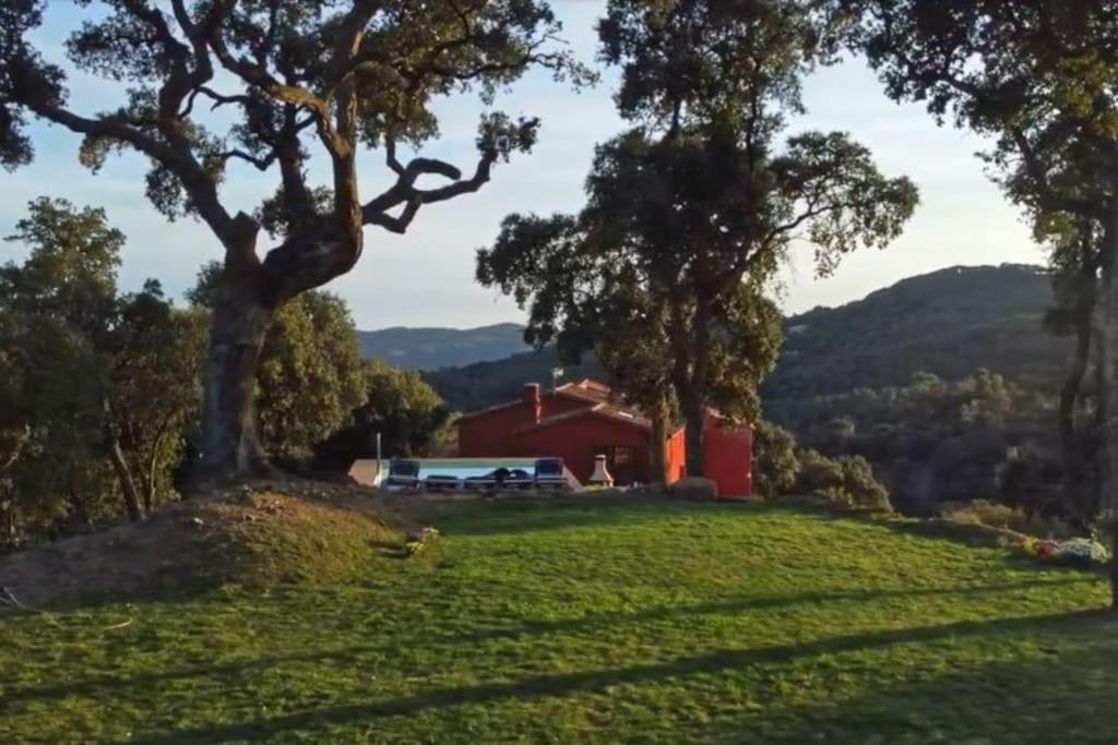 Masia Can Castellar Sant Iscle De Vallalta المظهر الخارجي الصورة